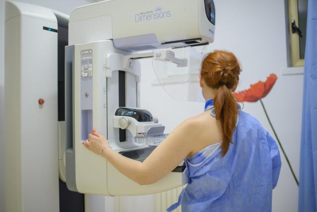 Preturi De Lux La Cabinetele Medicale Ale Preotilor Foto Buna Ziua Iasi Bzi Ro