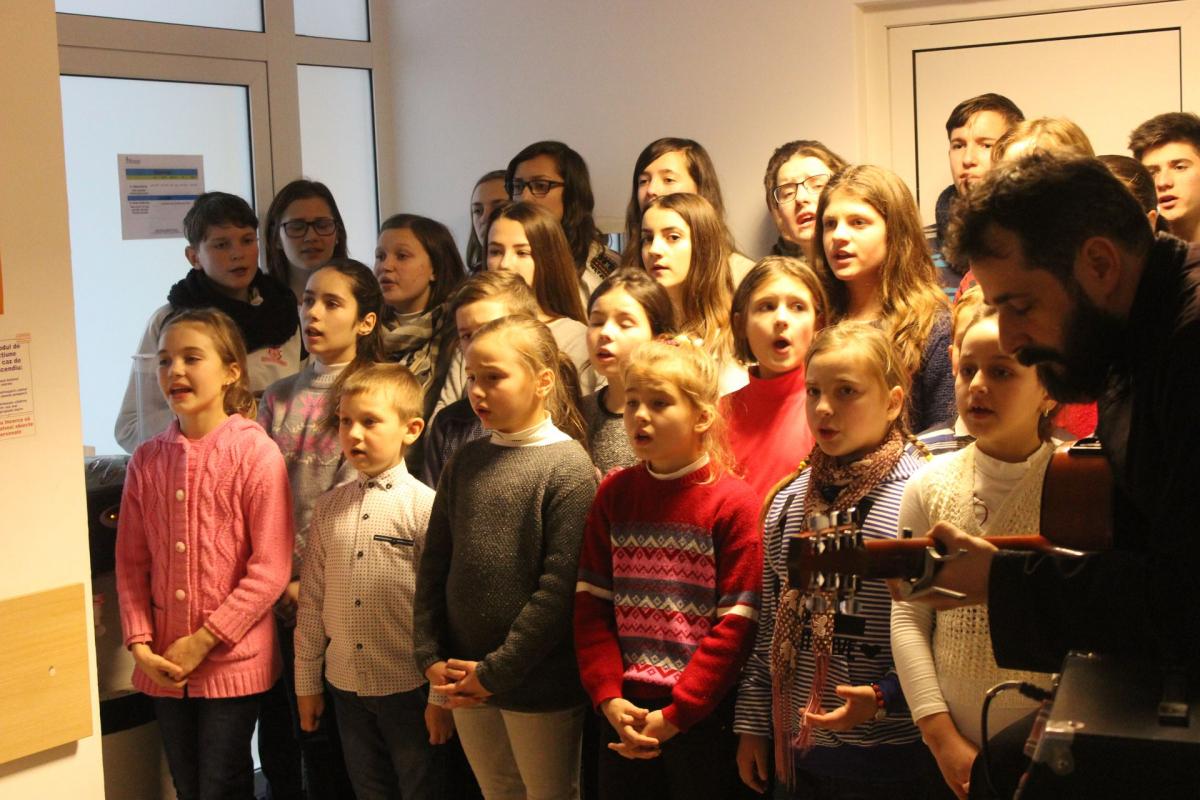 Vestitori Ai NaÈterii Domnului La Spitalul ProvidenÈa ProvidenÈa PoliclinicÄ Èi Spital