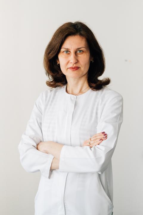 Dr. Roxana Costan | Providența - Policlinică și Spital